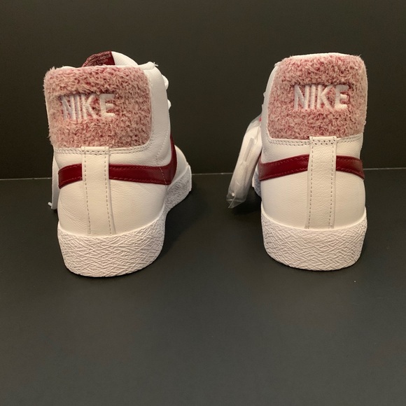 Nike SB Blazer Mid White/Burgandy - Picture 2 of 3